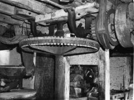 Vertical shaft and crown wheel, Eling Tide Mill, Totton and Eling
