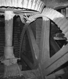 Pit wheel and wallower, Eling Tide Mill, Totton and Eling