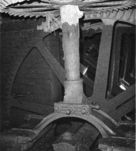 Pit wheel and wallower, Eling Tide Mill, Totton and Eling