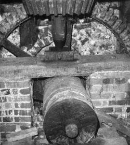 Pit wheel and wallower, Barton Mill, Old Basing
