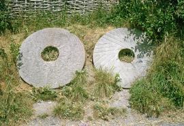 Clayton millstones