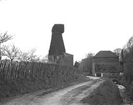 Wind, steam and water mill, Kennington
