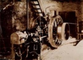 Henry Havercroft with Ruston and Hornsby steam engine, Corby Glen