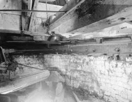 Dead-curb, Haddenham Tower Mill, Cambridgeshire