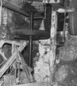 Burndhurst Mill, Loxley, Uttoxeter - auxiliary upright shaft (1st floor)