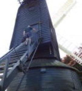 Hogg Hill Mill, Icklesham showing drive from fan