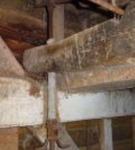 Brayer of right-hand headstones, New Mill, Cross in Hand