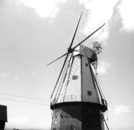 "July 1960 - w/e before official opening"