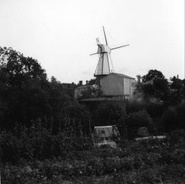 "July 1960 - w/e before official opening"