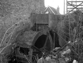 Checkhill Farm Mill, Kinver - waterwheel and pentrough