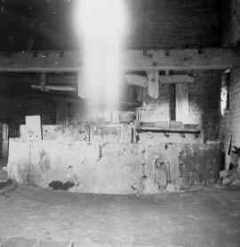 Cheddleton Flint Mill, Cheddleton - a grinding pan