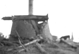 Post mill, Essington - mill close to