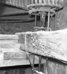 Cannock Mill, Cannock - stone nut that is used, in engagement