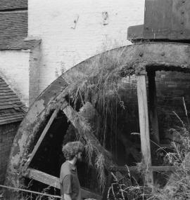 Hayes Mill, Oulton - the waterwheel