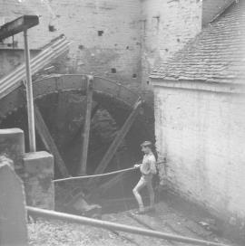 Oulton Mill, Oulton - the waterwheel