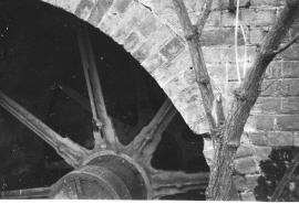 Mere Mill, Enville - waterwheel (shaft and arms)