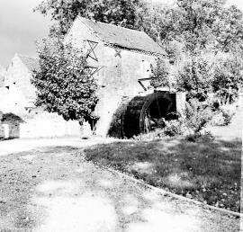 Splashy Mill, Moddershall - general view, with waterwheel