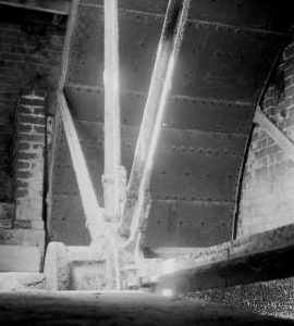 Trysull Mill, Trysull - inside of waterwheel