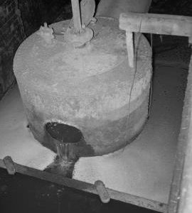 Weavers Mill, Stone - turbine