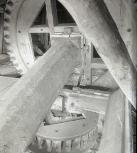 Brakewheel and wallower, Moulin Roos, Calais, Pas-de-Calais, France