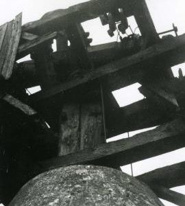 Remains of wooden housing on unknown cavier mill (a type of hollow post mill), France