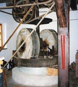 Edge runners for linseed at Pockau, Germany