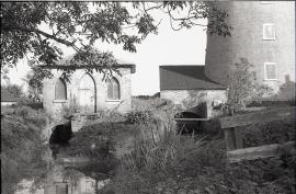 Little Cressingham - Exterior