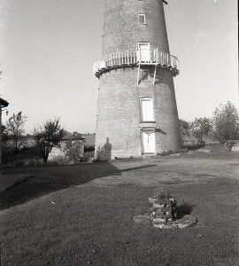 Little Cressingham - Exterior