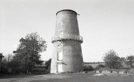 Little Cressingham - Exterior