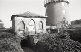 Little Cressingham - Exterior