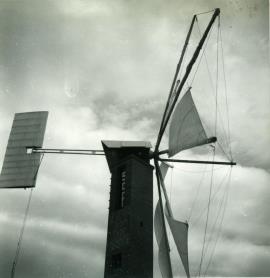 "Surrey Docks windpump"
