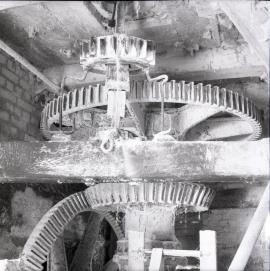Milford Mill, Baschurch - interior, pitwheel, wallower, great spur and stone nut