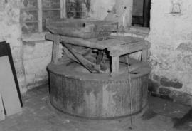 Allum Bridge Mill, Birdsgreen, Alverley - the set of 4ft 4in stones, driven by counter gears