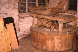 Allum Bridge Mill, Birdsgreen, Alverley - the pair of 4ft 4in stones (driven by countergears)