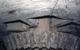 Beaulieu Tide Mill, wallower and compass arm spur wheel