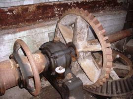 Bishopstoke Mill, now called Shears Mill, centre bearing and right hand turbine