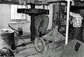 Bishops Waltham, Waltham Chase Mill, stones floor