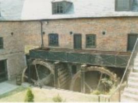 Bishops Waltham, Waltham Chase Mill, waterwheels