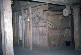 Boarhunt Mill, 2nd storey, 2 cloth dressers (drive from drum)