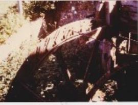 Boarhunt Mill, waterwheel derelict