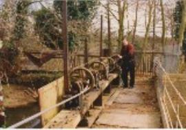 Botley Mill, sluices and control gear