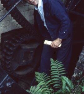 Daniels Mill, Eardington - Alan George inside the waterwheel