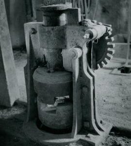 The jack, Melin y Bont, Bryn Du, Anglesey