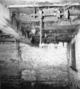 Shell Mill, Himbleton - stone nut disengagements under stone floor