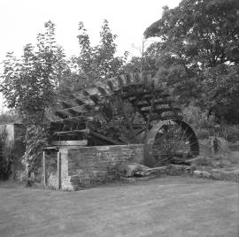 Wychbold Mill, Wychbold - waterwheel seen looking north-northeast