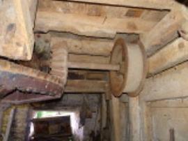Wickhamford Mill, Wickhamford - drive to sack hoist from crown wheel