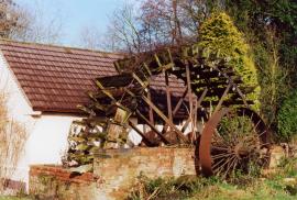 Wychbold Mill, Wychbold - waterwheel and pulley, seen looking north-northeast