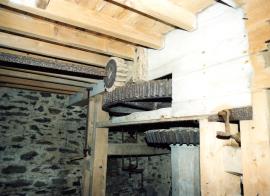 Layshaft drive from spurwheel, Melin Cafnan, Llanfairynghornwy, Anglesea