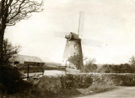 Melin y Bont, Bryn-Du, Llanfechell, Anglesey