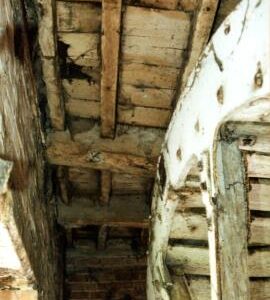 "Wellesbourne Watermill - wheel before repairs"